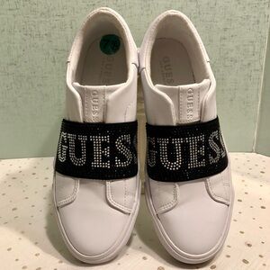GUESS CRYSTAL LOGO WOMENS Mesha Slip-On Sneakers SIZE 7.5M